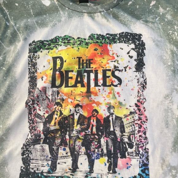 NWT never worn Beatles T - Picture 4 of 7